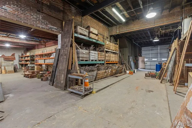 $1,100,000 | 2701-2729 Lafayette Avenue, St. Louis, MO 63104