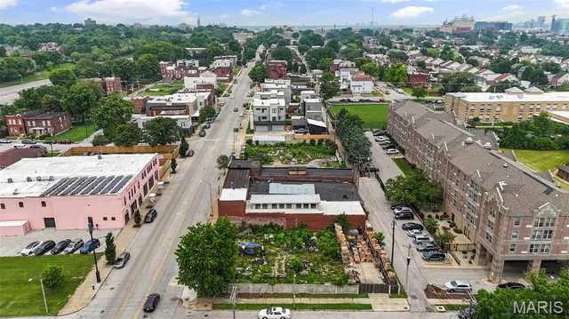 $1,100,000 | 2701-2729 Lafayette Avenue, St. Louis, MO 63104