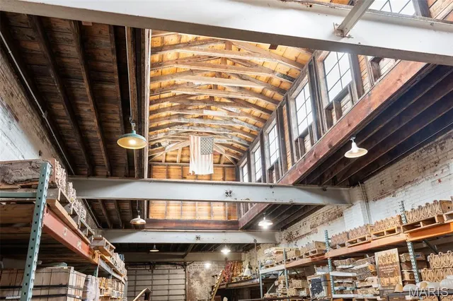 $1,100,000 | 2701-2729 Lafayette Avenue, St. Louis, MO 63104