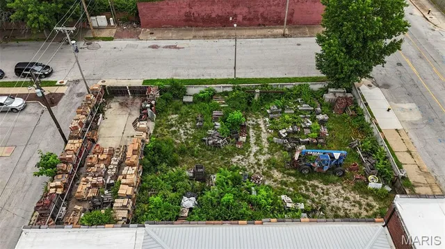 $1,100,000 | 2701-2729 Lafayette Avenue, St. Louis, MO 63104