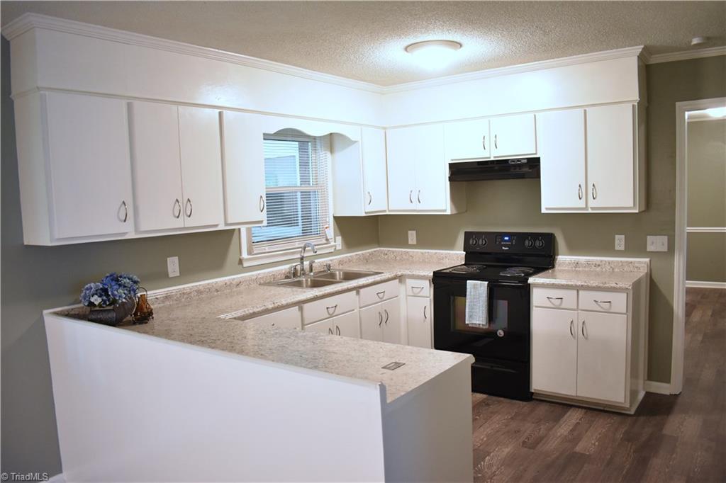 6455 Bannockburn Road Northwest Rural Hall, NC 27045 - Photo 4 of 23 Plenty of Cabinet and Counter Space!