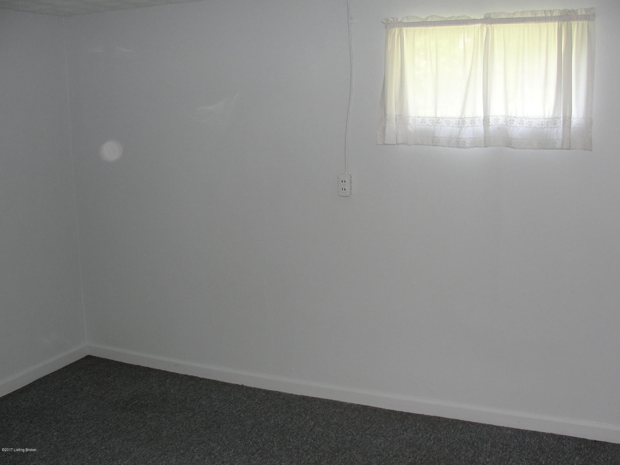1001 Clayborne Road Louisville, KY 40214 - Photo 30 of 37 2017-06-19 15.17.35