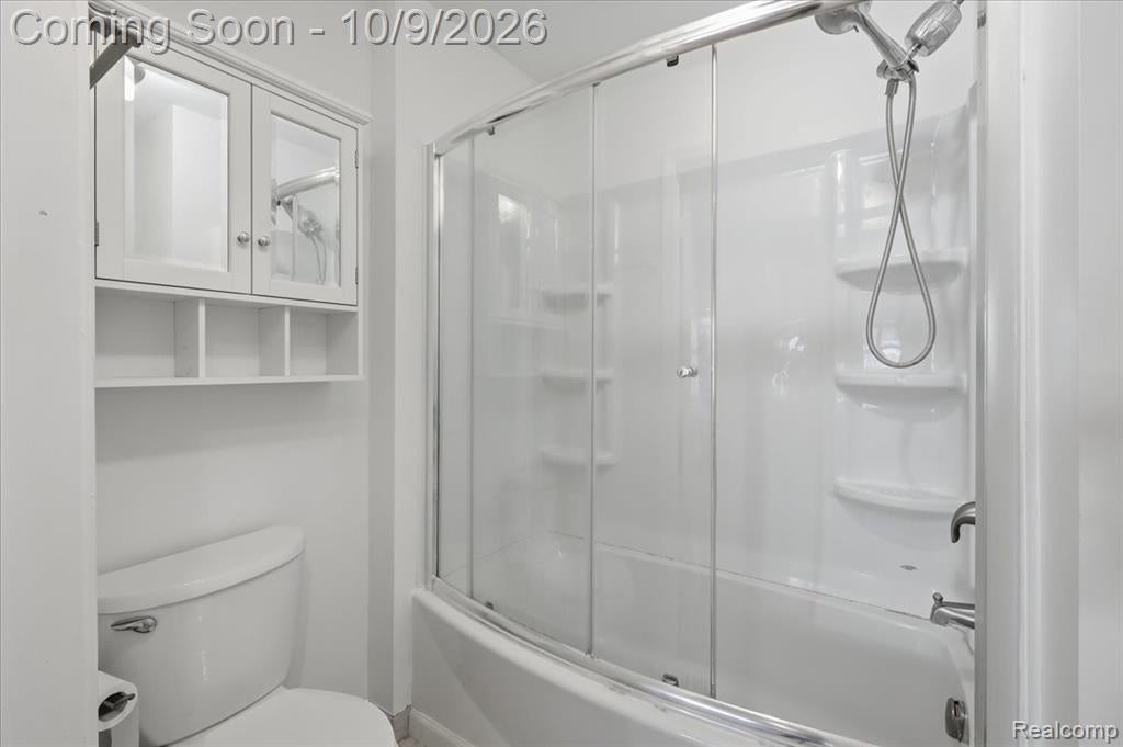 3900 Elmhurst Road Waterford, MI 48328 - Photo 16 of 28 Gallery Image 16