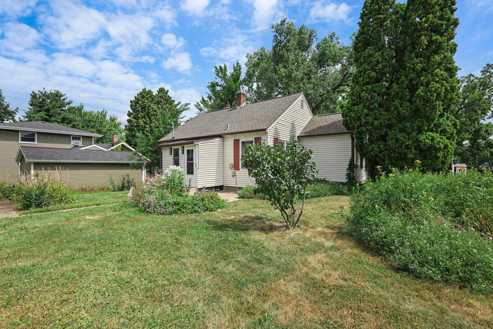 4215 Major Madison, WI 53716 - Photo 5 of 41