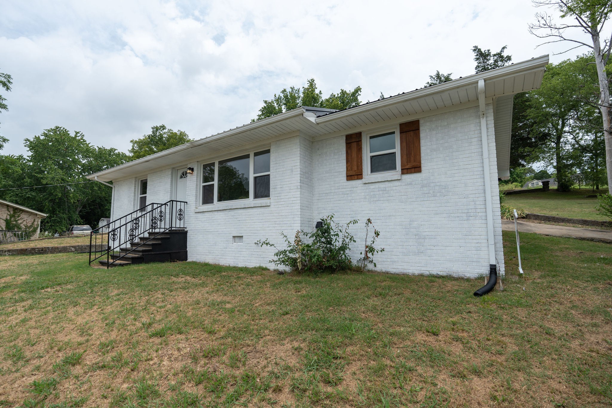 1132 Bledsoe Road Pulaski, TN 38478 - Photo 2 of 22 Gallery Image 2