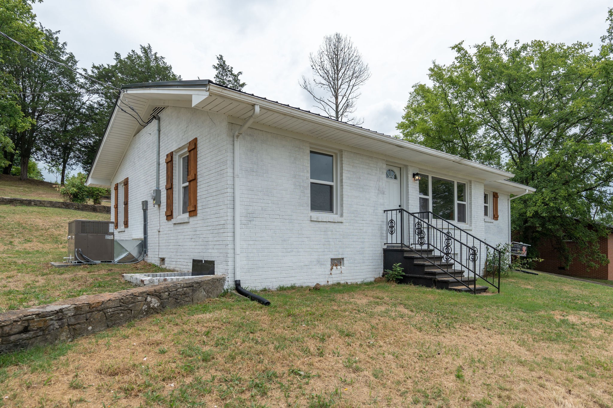 1132 Bledsoe Road Pulaski, TN 38478 - Photo 3 of 22 Gallery Image 3