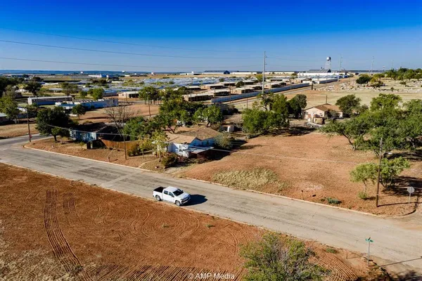 $44,900 | 804 Fisher Street, Sweetwater, TX 79556