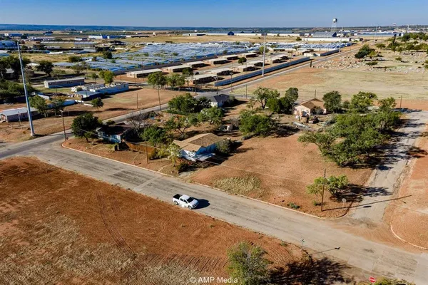 $44,900 | 804 Fisher Street, Sweetwater, TX 79556