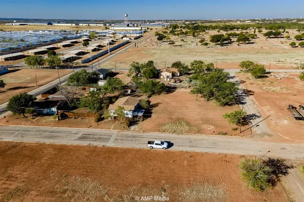 $44,900 | 804 Fisher Street, Sweetwater, TX 79556