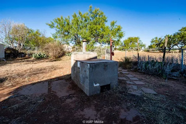 $44,900 | 804 Fisher Street, Sweetwater, TX 79556