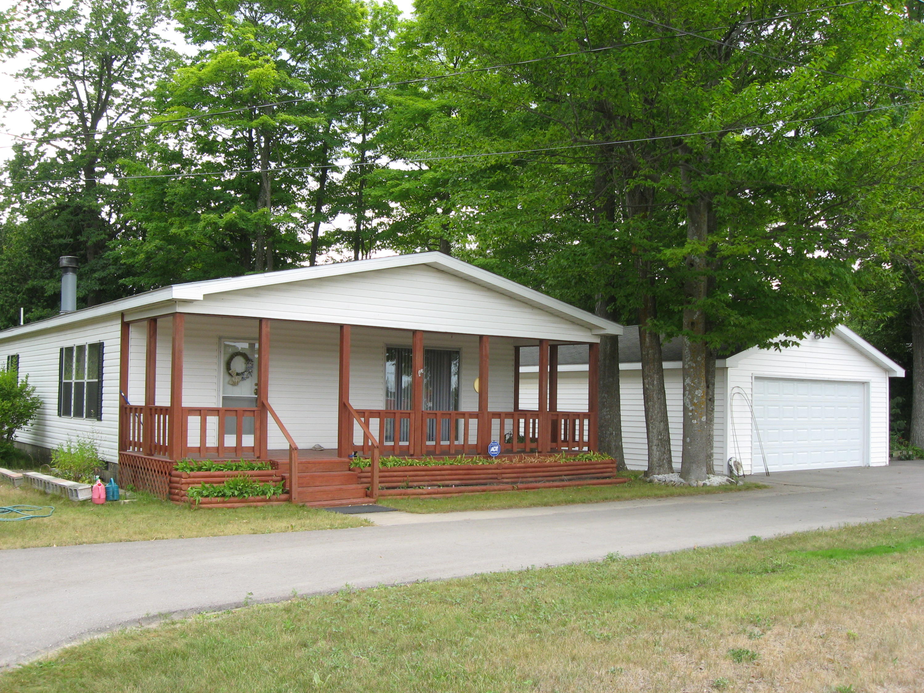 2739 Bloom Road Alpena, MI 49707 - Photo 1 of 18 Gallery Image 1