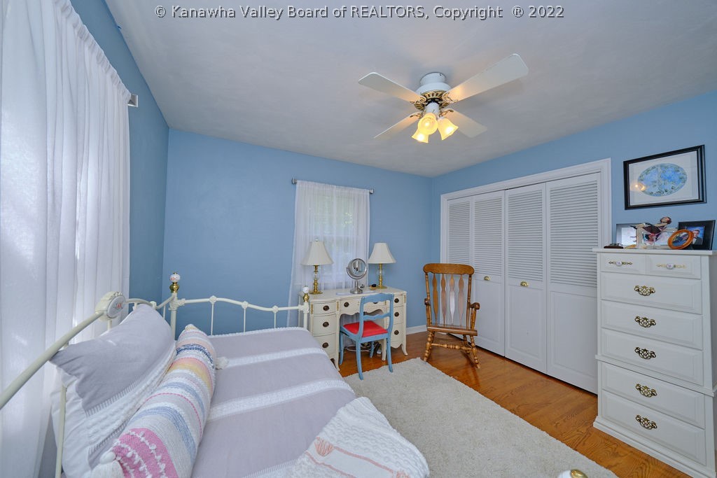 1401 Mt Vernon Road Charleston, WV 25314 - Photo 23 of 34 Third bedroom