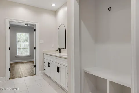 $240,000 | 300 Ave B, Unit D, Broussard, LA 70518