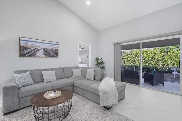 $4,000 | 3605 Corinthian Way, Naples, FL 34105