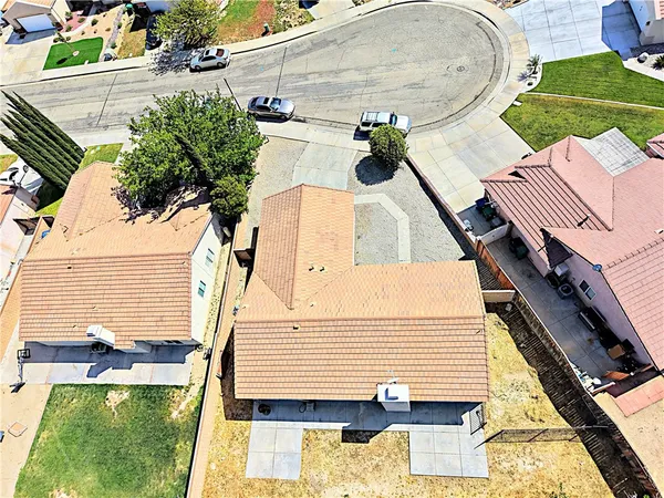 $2,695 | 6057 Jamaica Court, Lancaster, CA 93536