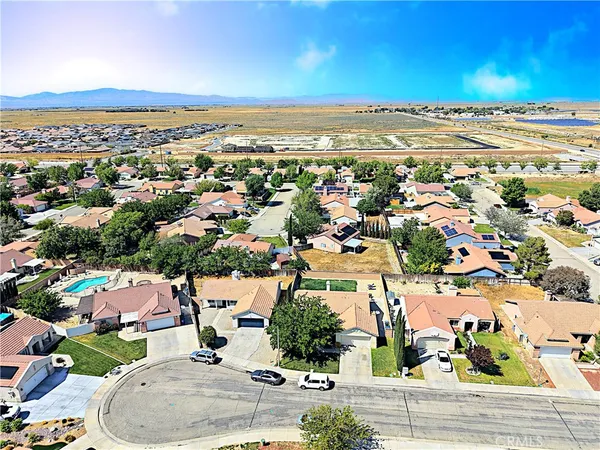 $2,695 | 6056 Jamaica Court, Lancaster, CA 93536