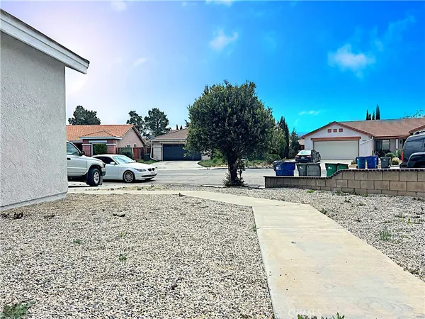 $2,695 | 6056 Jamaica Court, Lancaster, CA 93536
