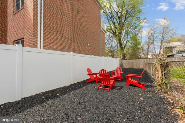 $924,900 | 220 West Street, Annapolis, MD 21401