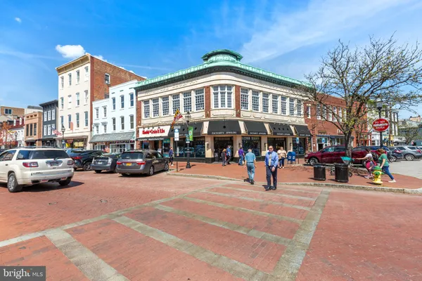 $924,900 | 220 West Street, Annapolis, MD 21401