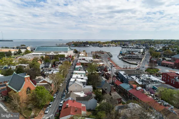 $924,900 | 220 West Street, Annapolis, MD 21401