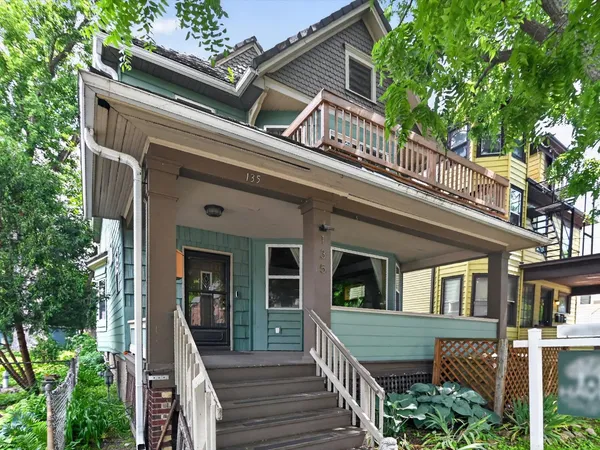 $674,900 | 135 North Hancock Street, Madison, WI 53703