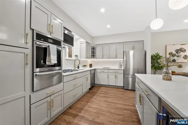 $1,450,000 | 161 5th Street, Unit 1, Hoboken, NJ 07030