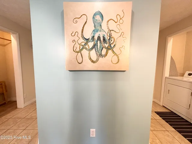 $1,400 | 404 Norton Street, Oak Island, NC 28465