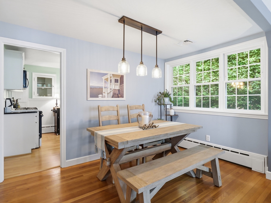 19 Florence Road Methuen, MA 01844 - Photo 3 of 40