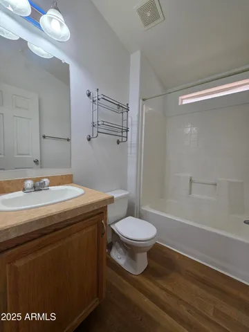 $142,500 | 2233 East Behrend Drive, Unit 211, Phoenix, AZ 85024