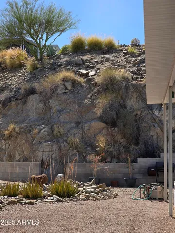 $142,500 | 2233 East Behrend Drive, Unit 211, Phoenix, AZ 85024