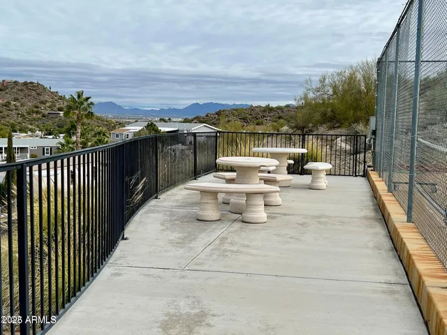 $142,500 | 2233 East Behrend Drive, Unit 211, Phoenix, AZ 85024