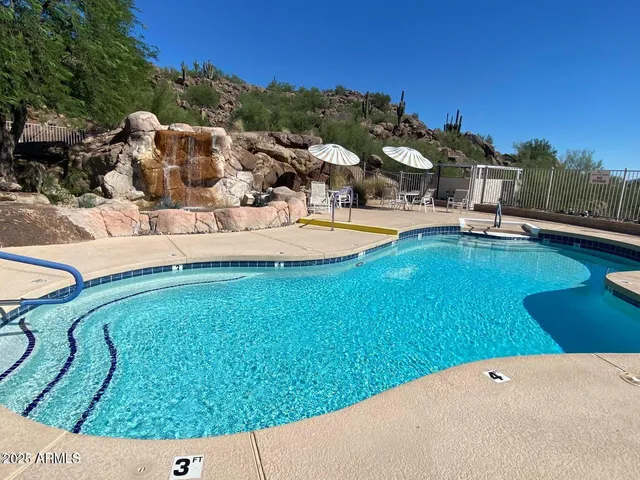 $142,500 | 2233 East Behrend Drive, Unit 211, Phoenix, AZ 85024