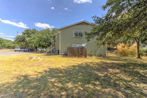 $800 | 400 Hedgewood Drive, Unit C, Georgetown, TX 78628