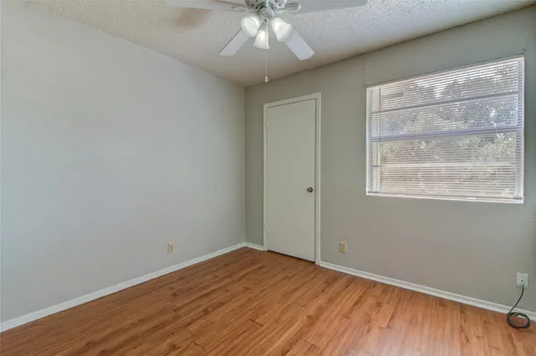 $800 | 400 Hedgewood Drive, Unit C, Georgetown, TX 78628