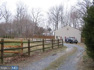 908 Davis Road Barrington, NJ 08007 - Photo 4 of 6