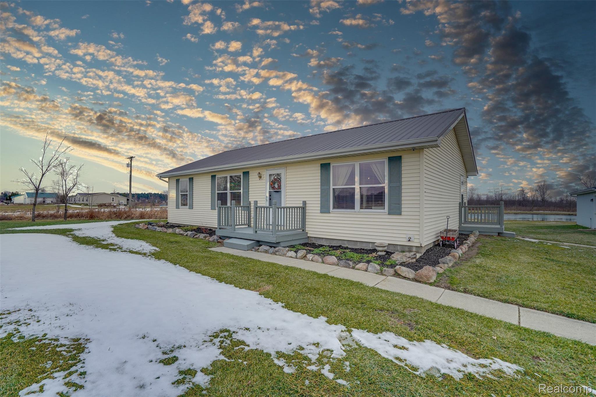 5240 Duce Road Avoca, MI 48006 - Photo 2 of 25 DSC05310HDR-Edit-2.jpg