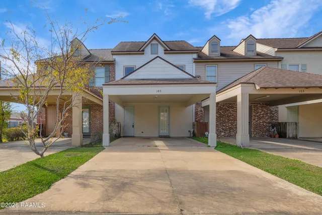 $1,850 | 103 Crystal Bay Court, Lafayette, LA 70506
