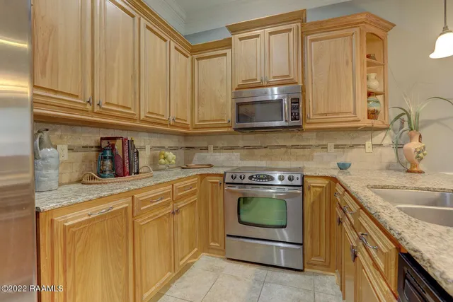 $1,850 | 103 Crystal Bay Court, Lafayette, LA 70506