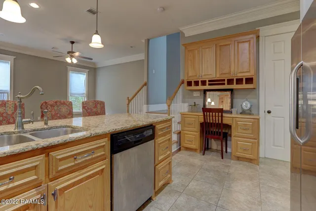 $1,850 | 103 Crystal Bay Court, Lafayette, LA 70506