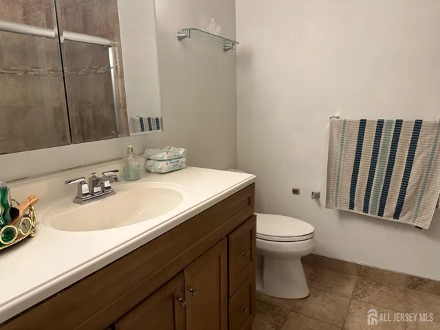 $459,900 | 1202 Harbour Club Drive, Sayreville, NJ 08859