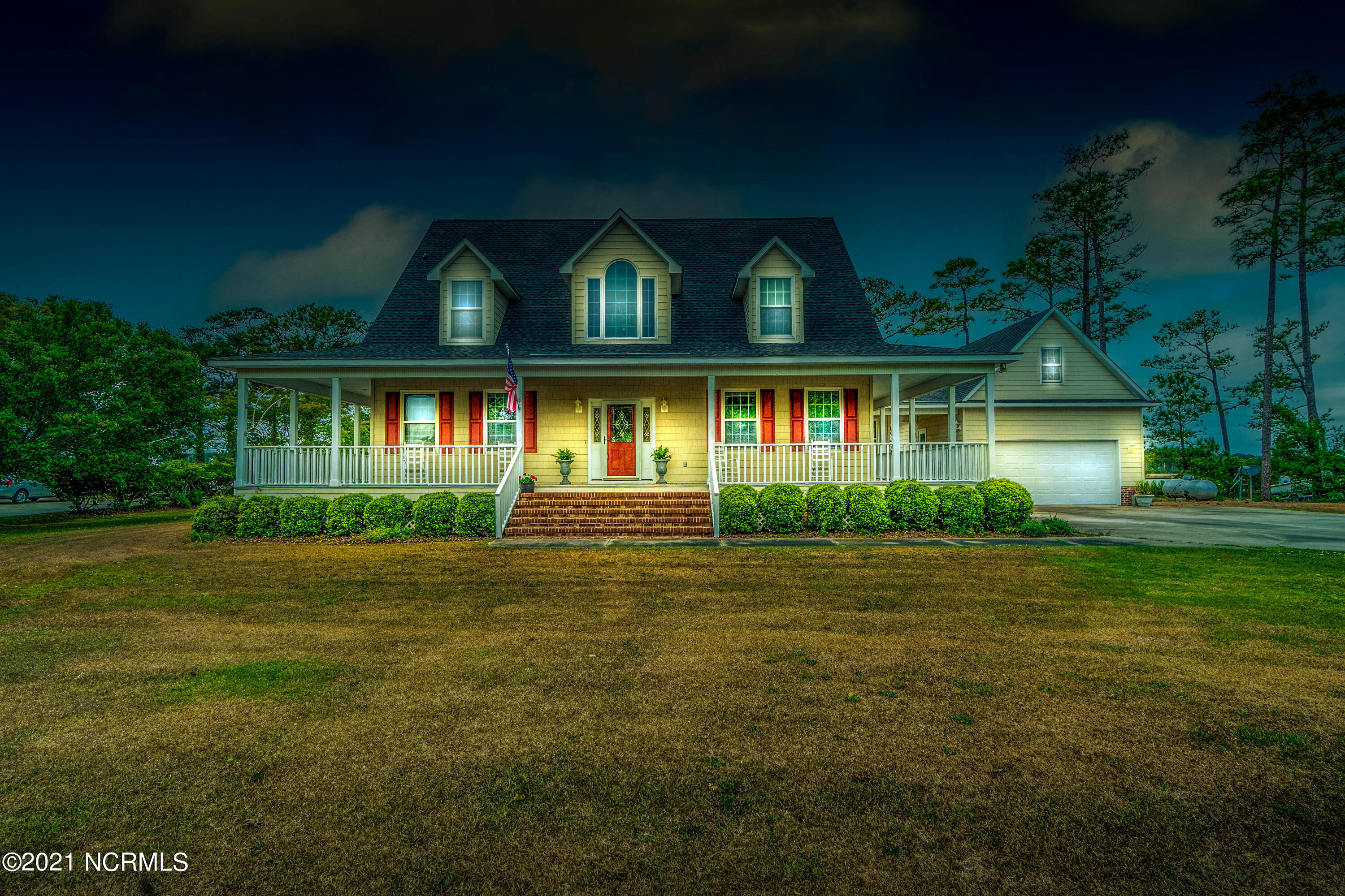 405 Pelican Harbor Road Beaufort, NC 28516 - Photo 3 of 70 405-pelican-harbour-web--33-Edit-2