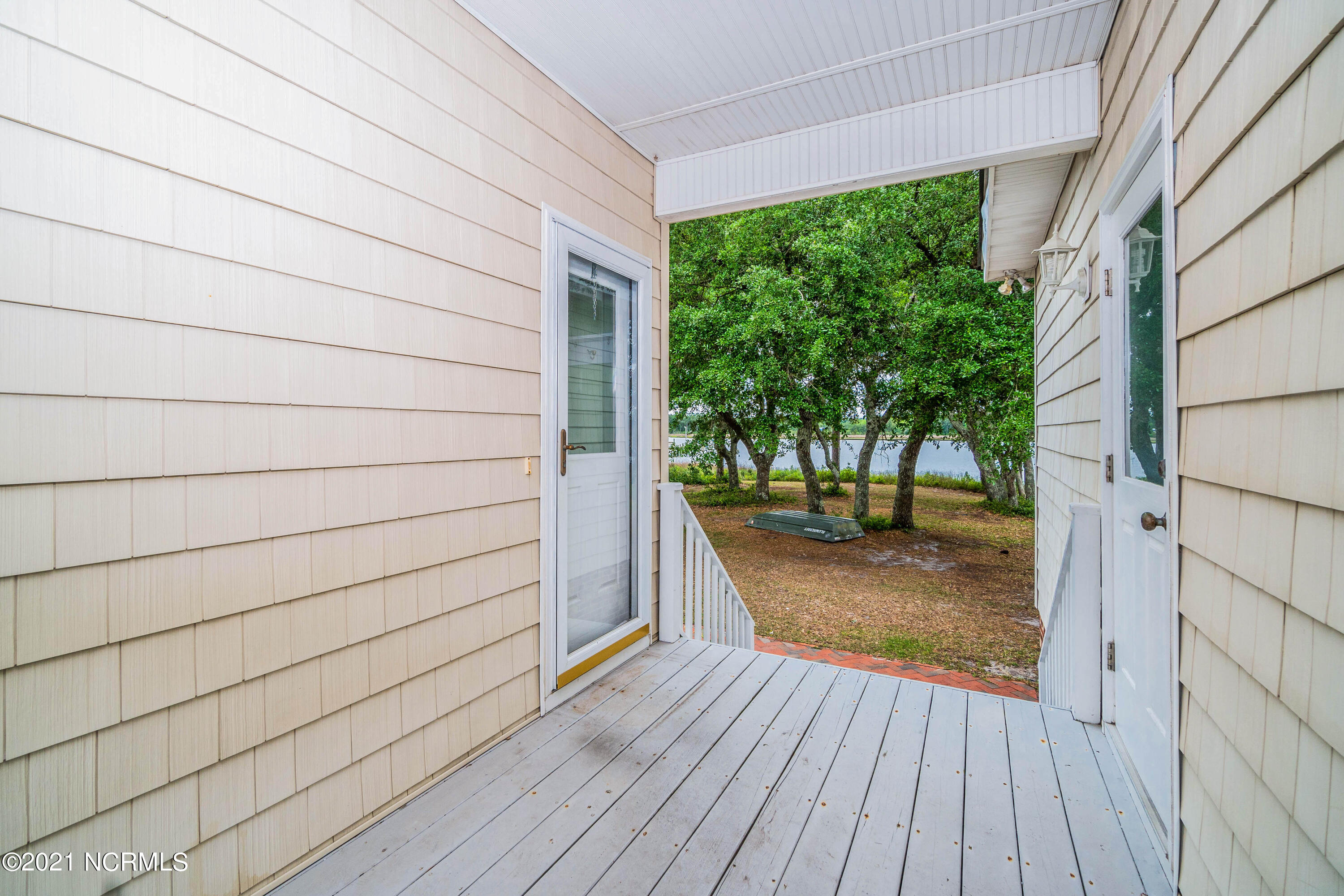 405 Pelican Harbor Road Beaufort, NC 28516 - Photo 60 of 70 405-pelican-harbour-web-3387