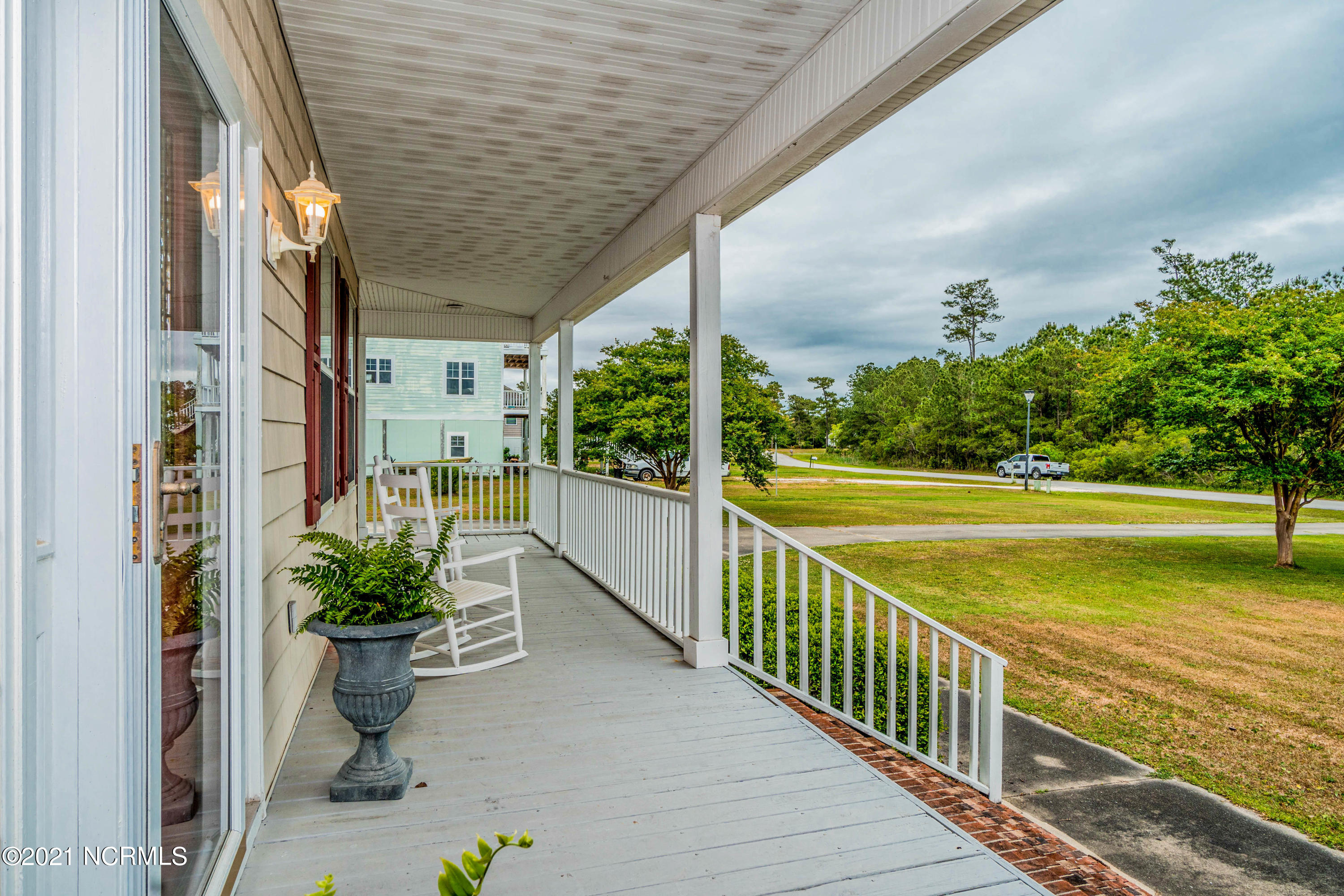405 Pelican Harbor Road Beaufort, NC 28516 - Photo 64 of 70 405-pelican-harbour-web-3392