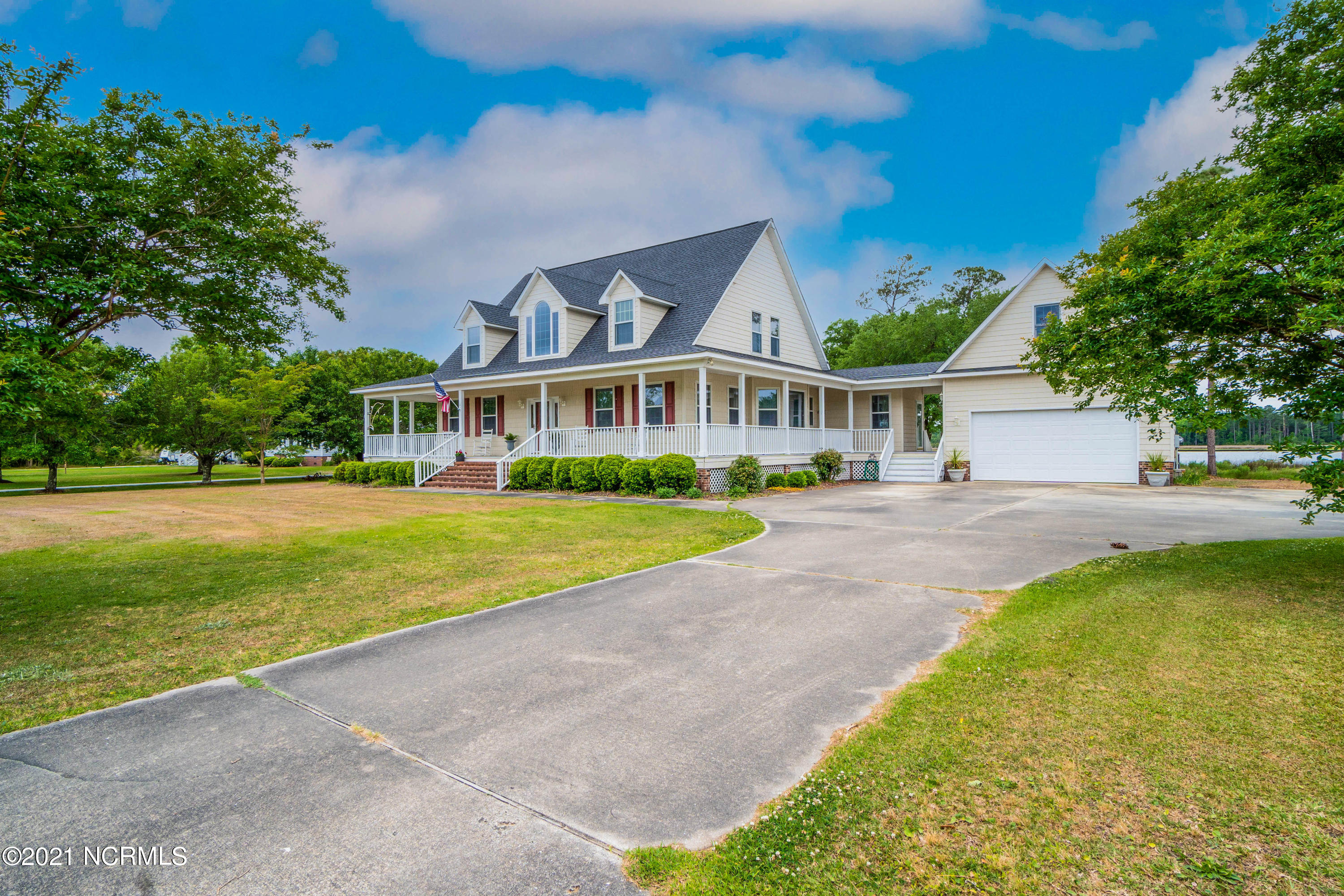 405 Pelican Harbor Road Beaufort, NC 28516 - Photo 9 of 70 405-pelican-harbour-web--35