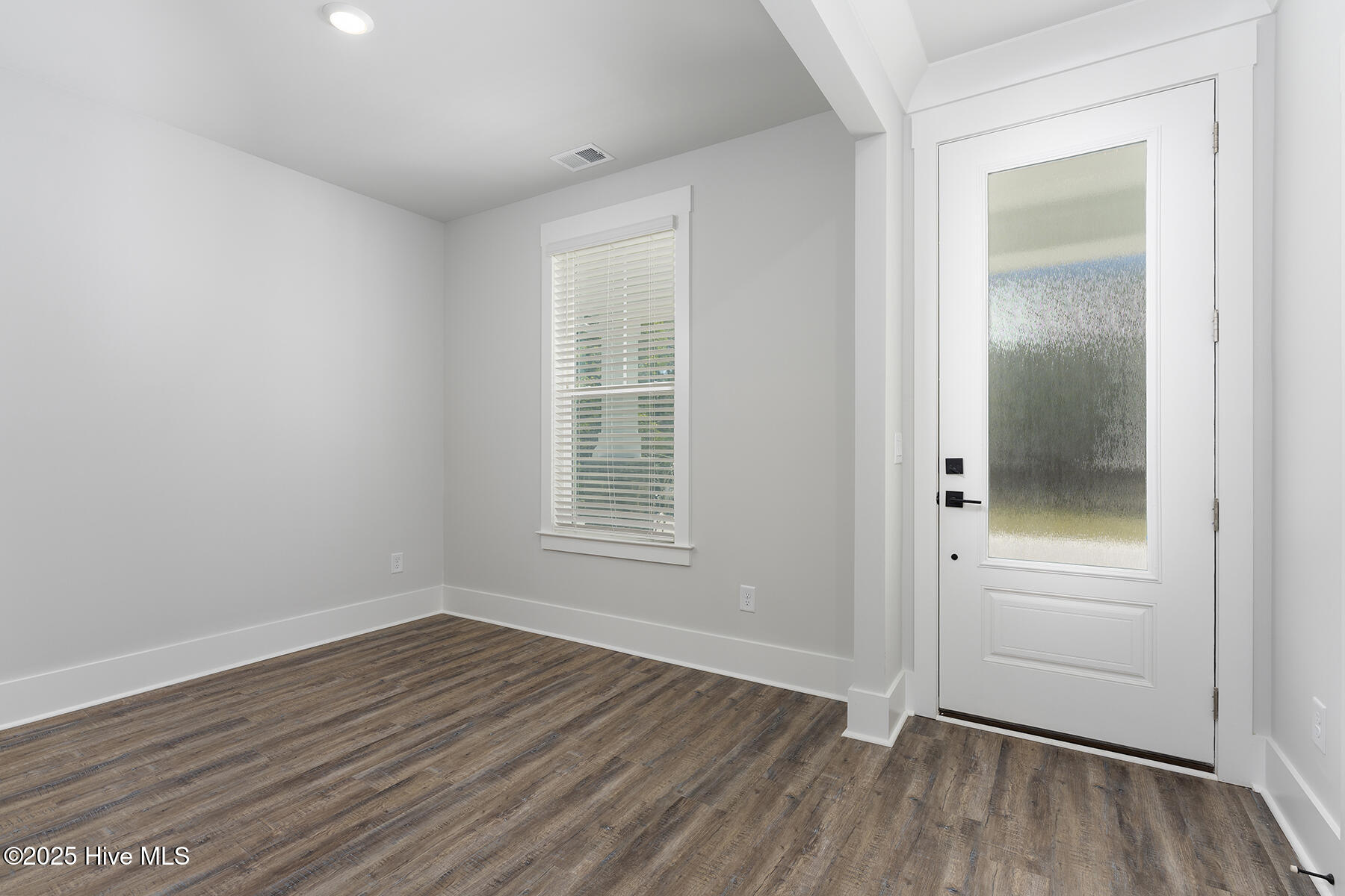 Southeast_Brentwood_L_004