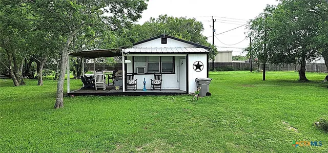 $79,000 | 308 West St Louis Avenue, Seadrift, TX 77983