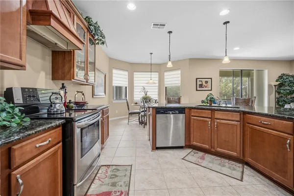 $575,000 | 268 Oaklanding Lane, Mulberry, FL 33860