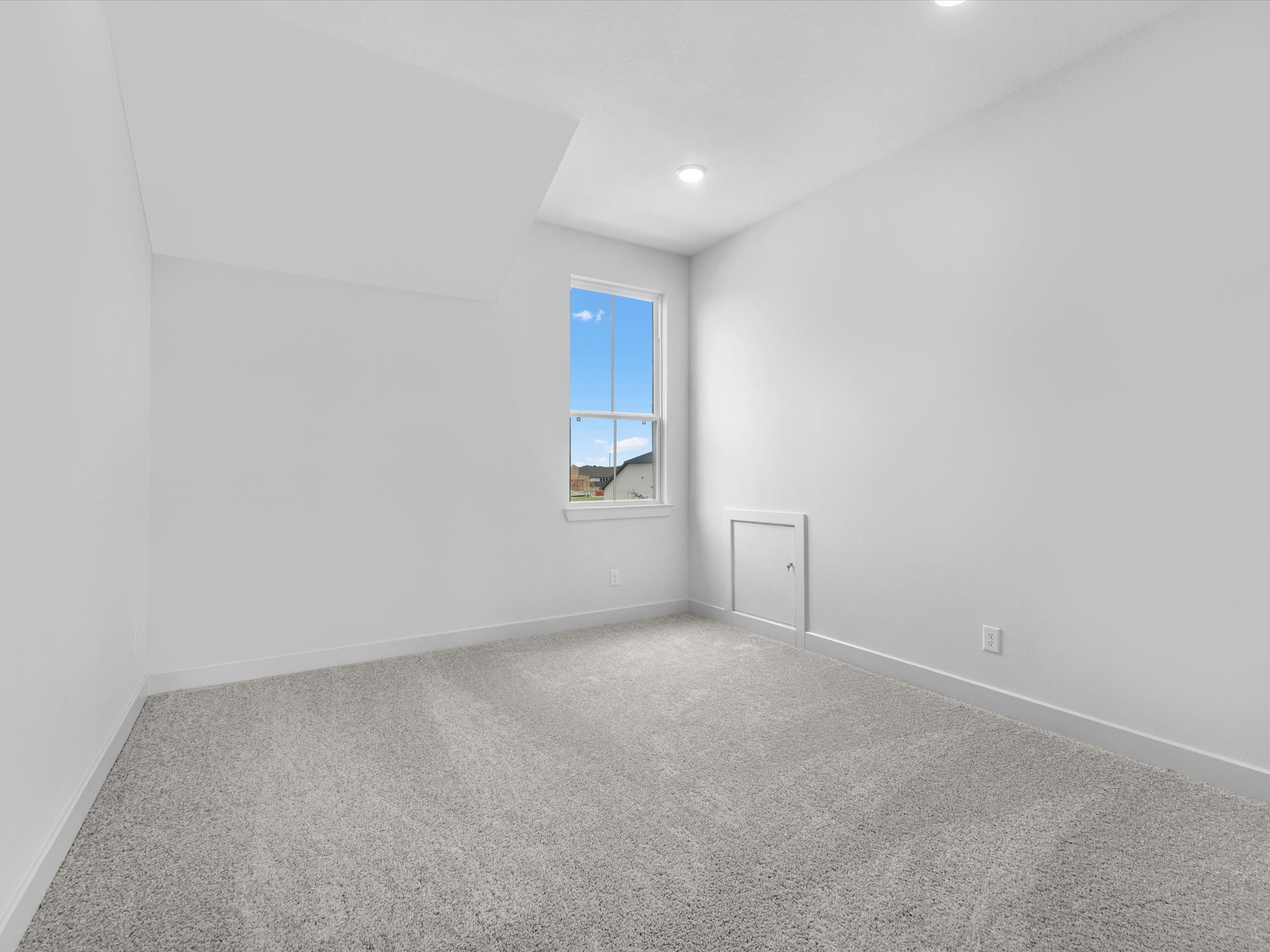 8915 Acropolis Lane Manvel, TX 77578 - Photo 21 of 32 a view of an empty room