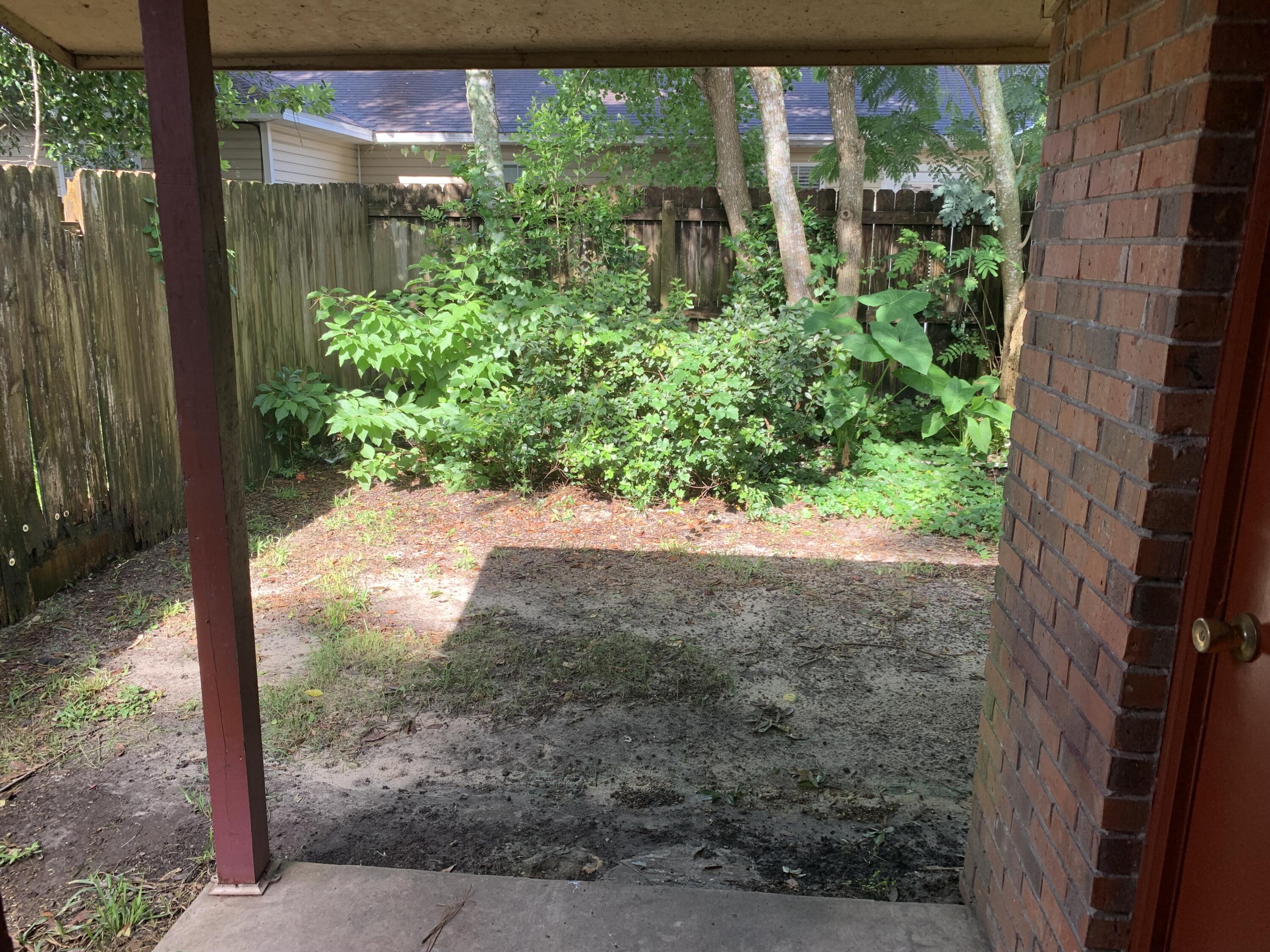 935 Tanager Road, Unit C Fort Walton Beach, FL 32547 - Photo 8 of 8 IMG-8570