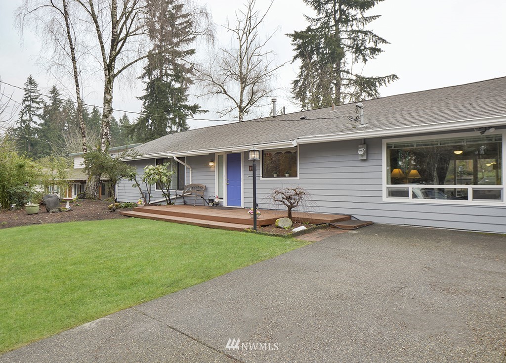 4423 Southeast 2nd Place Renton, WA 98059 - Photo 2 of 24